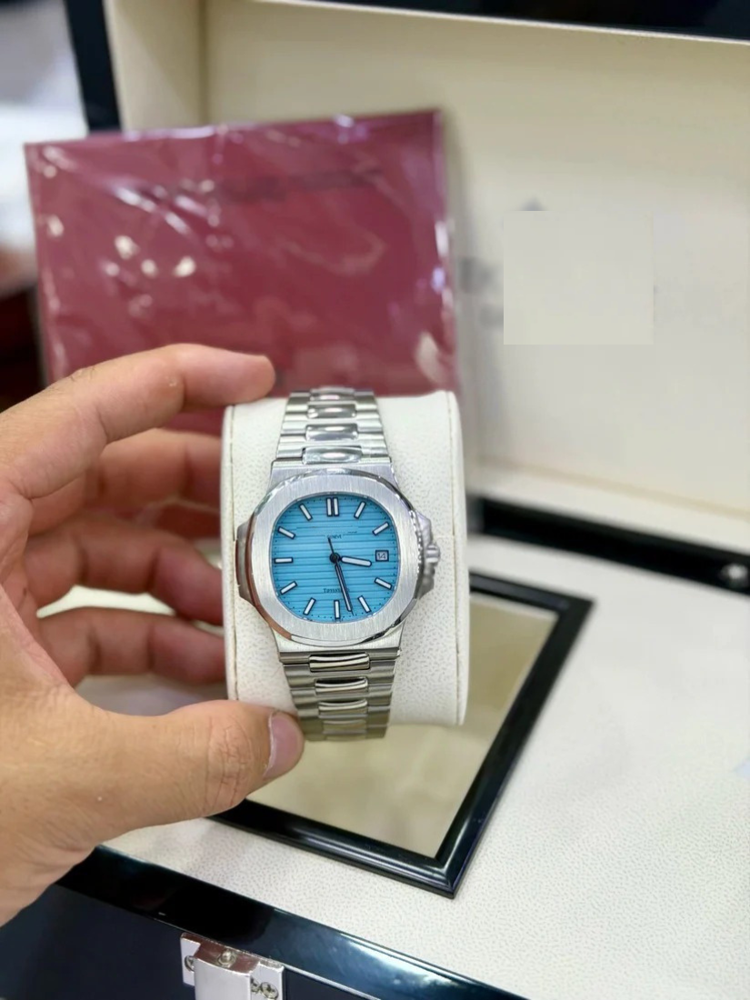 P. Naut Tiffany | Ref. 005