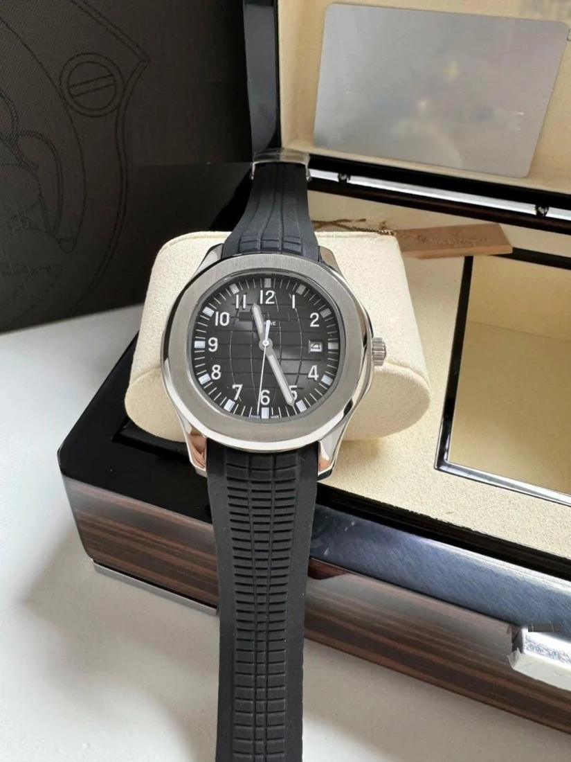 P. Aqua Black | Ref. 009
