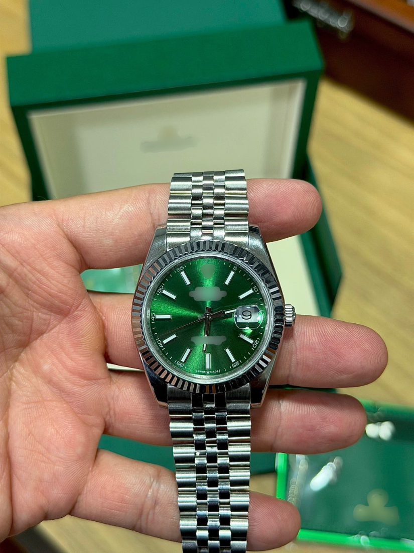 R. Green Dial | Ref. 023