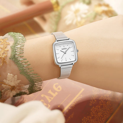 Retro Art Quartz Watch