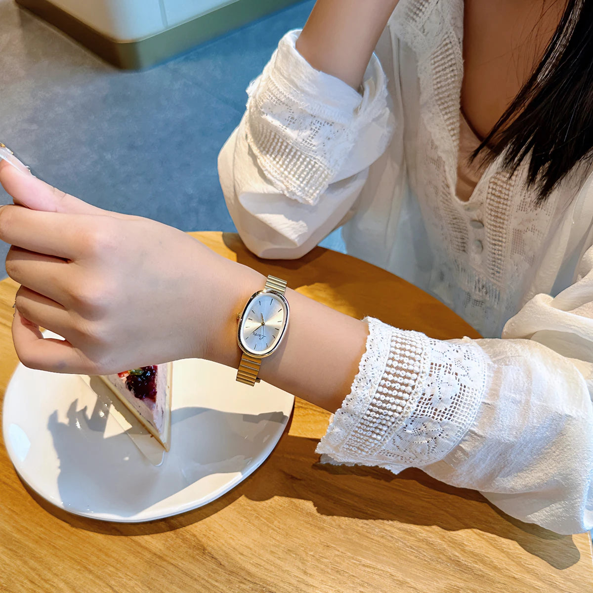 Vintage Gold Bracelet Watch